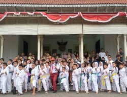 Duta Merah Putih apresiasi Perguruan Karate belajar Sejarah Gedung Karesidenan