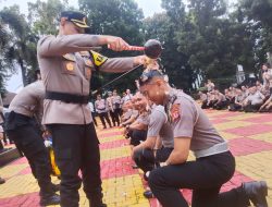 Kado Istimewa 2024, Puluhan Personel Polres Purwakarta Naik Pangkat