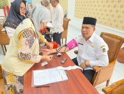 Pimpinan dan Anggota DPRD serta Pegawai Sekretariat DPRD Purwakarta Melaksanakan MCU