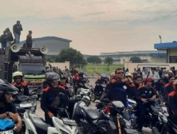 Polisi Kawal Keberangkatan Aksi Massa SP FSPMI Ke Kantor Pemkab Purwakarta