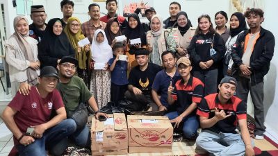 Refleksi Akhiri Tahun, Bela Purwakarta Ziarahi Makam Pejabat Merakyat dan Gelar Doa Bersama Anak Yatim