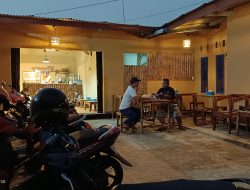 Cafe Hijrah Resmi Dibuka! Sajikan Ayam Geprek Pedas Menggairahkan untuk Petualang Rasa