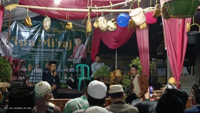 Camat Cibatu Wakili Om Zein Hadiri PHBI Isra Mi’raj di Mushola At-Taqwa TGC Cipinang