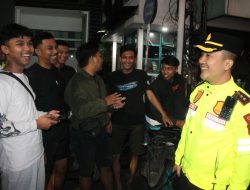 Patroli KRYD Jelang Sahur, Kapolres Turun Langsung Sapa Warga Sisir Titik Rawan Purwakarta